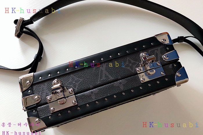 �ڹ̷��ޡڷ��̺��� ũ�ν��� M20101