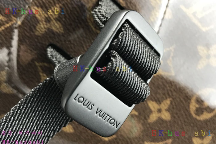 �ڹ̷��ޡ� ���̺��� ƼŸ�� ���� M43881-2