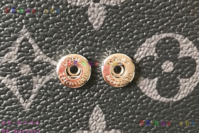 �ڹ̷��ޡڷ��̺��� ī��������� M66530-4