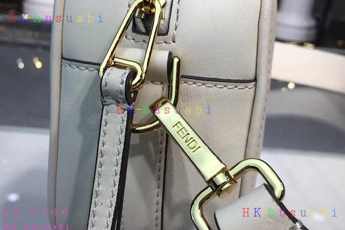 �ڹ̷��ޡ� ��� ī�޶�� �Ż�  FD 83447-4