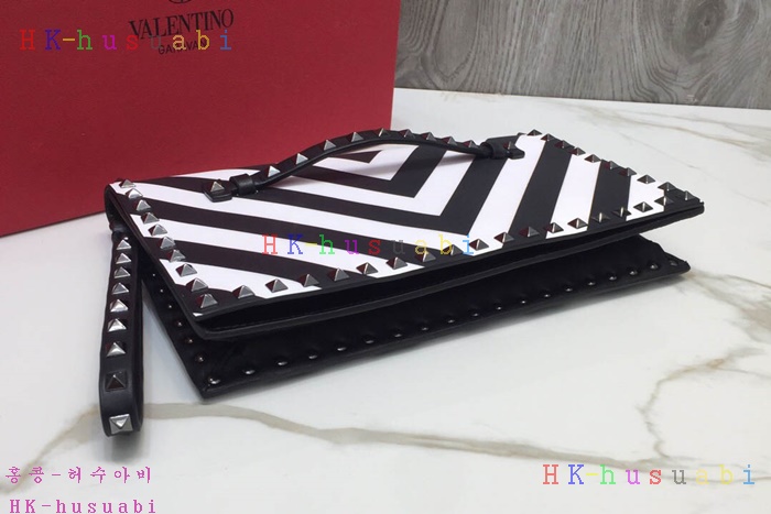 �ڹ̷��ޡ� �߷�Ƽ�� �����͵� Ŭ��ġ�� V 0118#