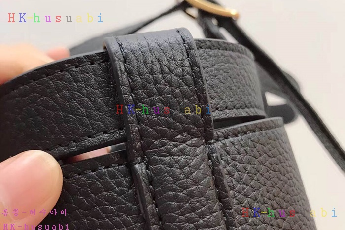 �ڹ̷��ޡ� �ֹ��� ��ư ��Ʈ�� M HH5362