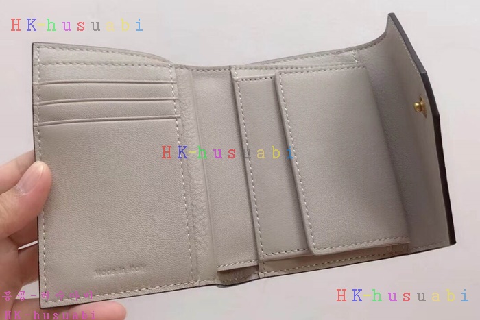 �ڹ̷��ޡ� ������ ������ ������ CL 017516-2