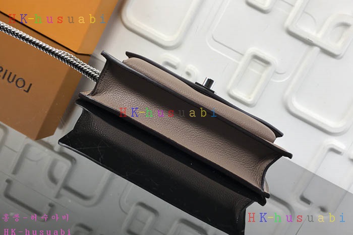 �ڹ̷��ޡ� ���̺��� ���̶��� ü�μ�� ũ�ν���  LV M51419-4