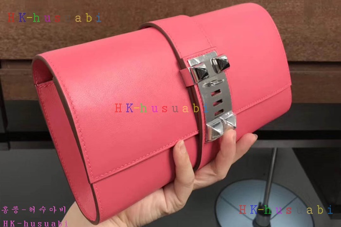 �ڹ̷��ޡ� �����޽� �޵��� Ŭ��ġ H 53226