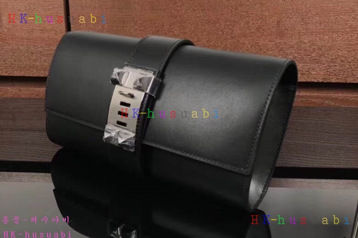 �ڹ̷��ޡ� �����޽� �޵��� Ŭ��ġ H 53226-3