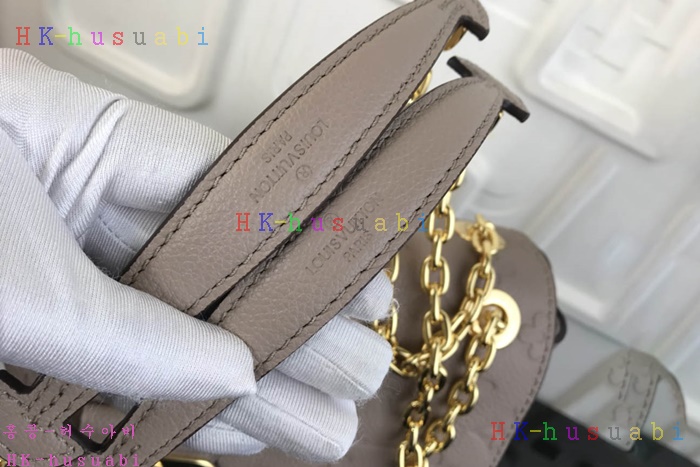 �ڹ̷��ޡ� ���̺��� �ٹ� ����� LV M43936-2