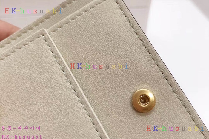 �ڹ̷��ޡ� ������ �ΰ� ������ ��� ������ CL 247701-4