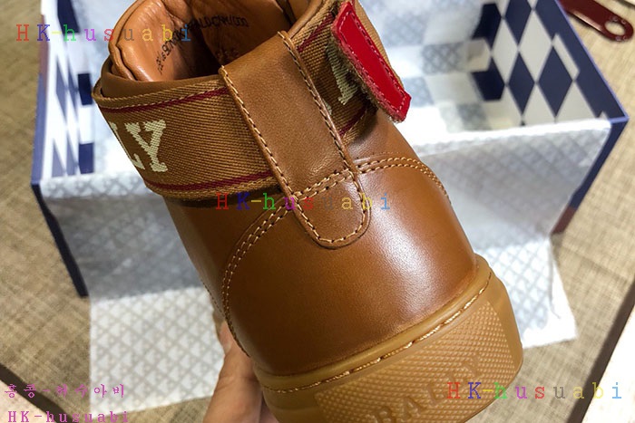 NEW  �߸� ������ ����Ŀ�� B 352242