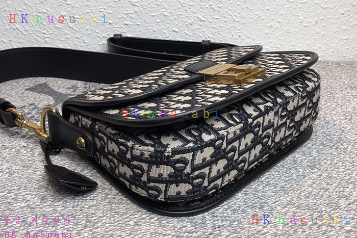 �ڹ̷��ޡ� ��� ������ũ �÷��� DR M6900#