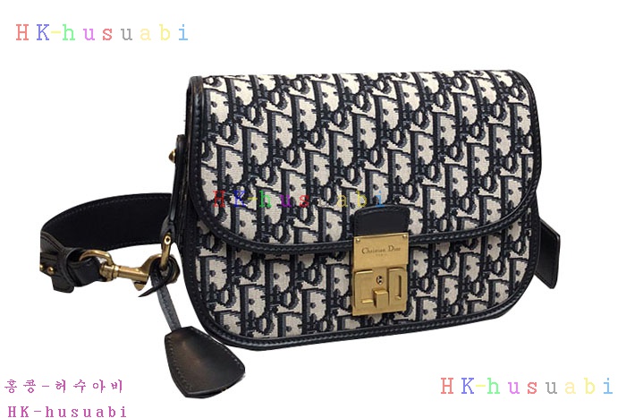 �ڹ̷��ޡ� ��� ������ũ �÷��� DR M6900#