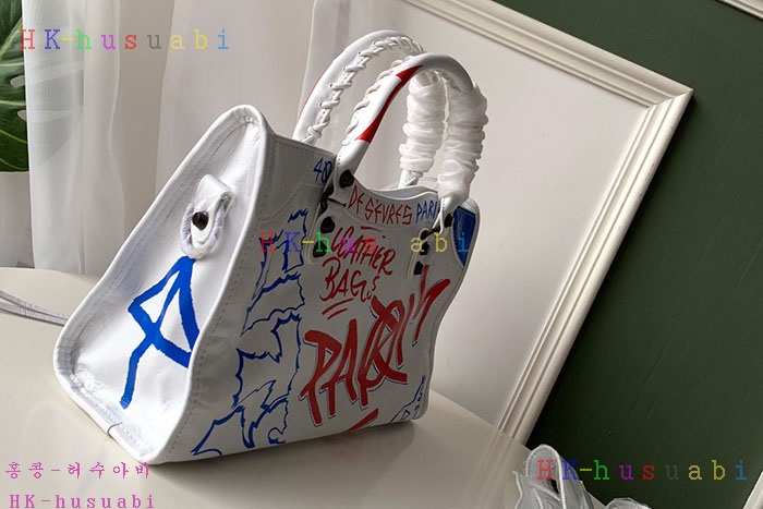 �ڹ̷��ޡ� �߷��þư� ��Ƽ��  B 581145