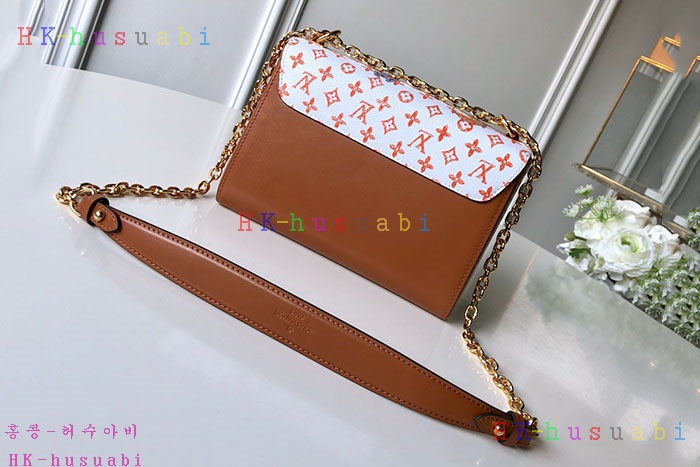 �ڹ̷��ޡ� ���̺��� Ʈ����Ʈ ü�ι�  LV M44408-3