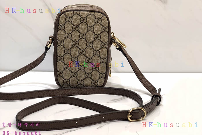 �ڹ̷��ޡ� ���� �����Ǿ� �̴� ũ�ν��� GU 546595-2