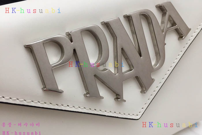 �ڹ̷��ޡ� ����� ������ ������ P 1MH523-4