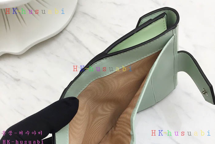 �ڹ̷��ޡ� ����� ������ ������ P 1MH523-5