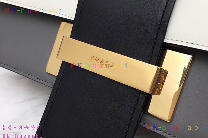 �ڹ̷��ޡ� ����� ��Ż ������ PR 1BD069