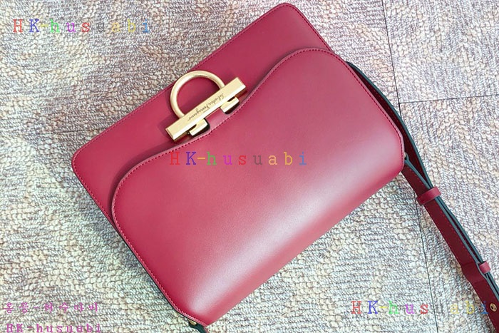 �ڹ̷��ޡ� �䷹���� Ŭ���� �÷��� P 21H321-2