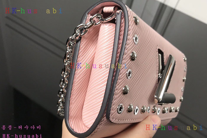 �ڹ̷��ޡ� ���̺��� Ʈ����Ʈ ü�� ������ M62307