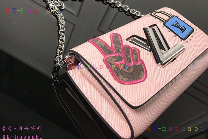 �ڹ̷��ޡ� ���̺��� Ʈ����Ʈ ü�� ������ M63320-2