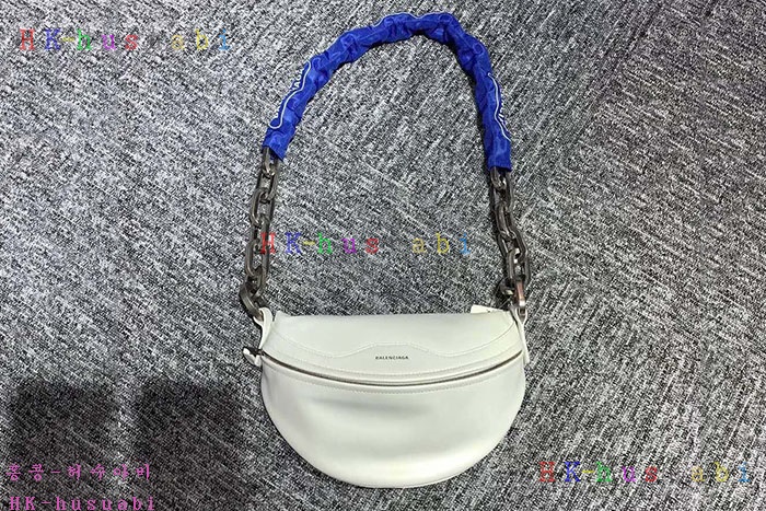 �ڹ̷��ޡ� �߷��þư� ü�� ũ�ν��� B 106B-3