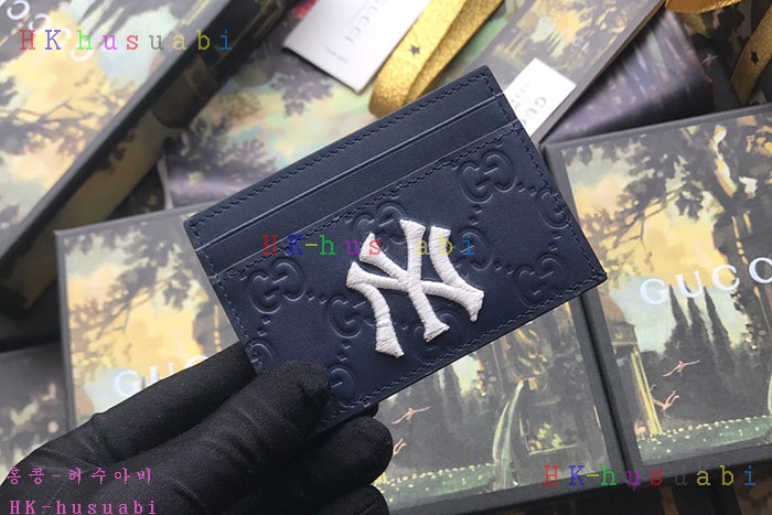 �ڹ̷��ޡ� ���� LA������ ��ġ ī������ GU 547793