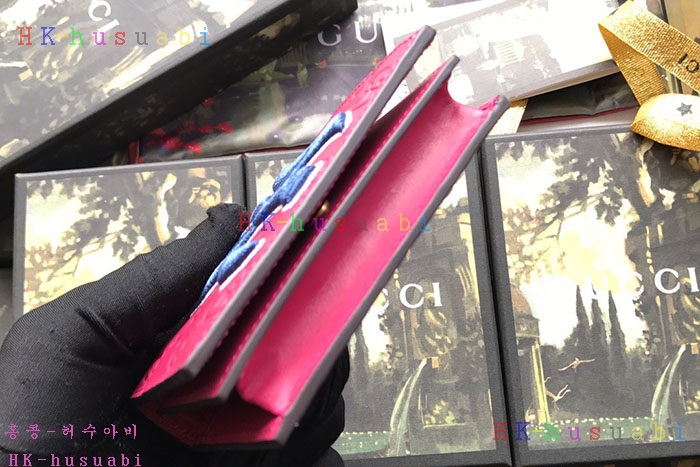 �ڹ̷��ޡ� ���� LA������ ��ġ ������ GU 547789-4