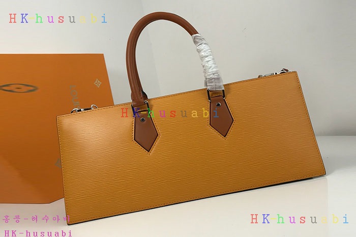 �ڹ̷��ޡ� 2019SS ���̺��� ũ���� ��帮�� LV M44371-2