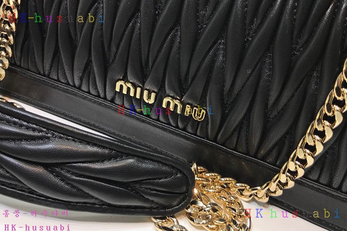 �ڹ̷��ޡ� �̿�̿� ���ǵ��� ��Ʋ�� ��Ʈ�� MU  5BA094����