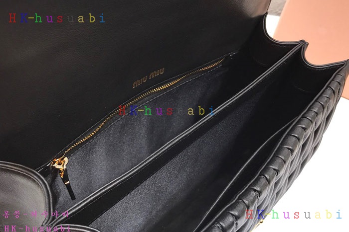 �ڹ̷��ޡ� �̿�̿� ���ǵ��� ��Ʋ�� ��Ʈ�� MU  5BA094����