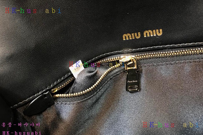 �ڹ̷��ޡ� �̿�̿� ���ǵ��� ��Ʋ�� ��Ʈ�� MU  5BA094����