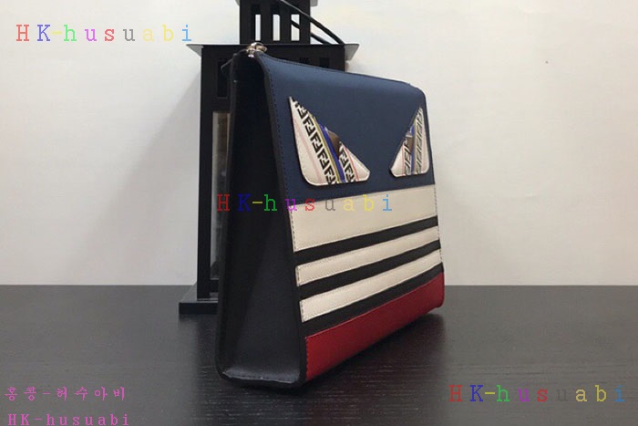 �ڹ̷��ޡ� ��� �ΰ� Ŭ��ġ�� FD 775891