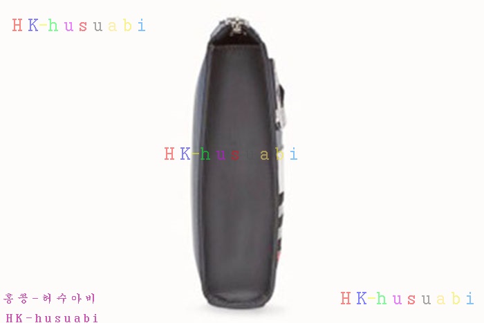 �ڹ̷��ޡ� ��� �ΰ� Ŭ��ġ�� FD 775891