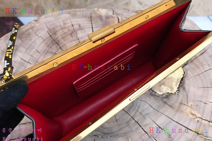 �ڹ̷��ޡ� ������ �̴� Ŭ�������� CL 181053 (����)