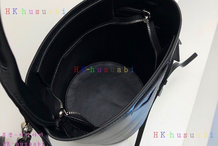 �ڹ̷��ޡ� ����� �̴� ��Ŷ�� P 1BE015-3