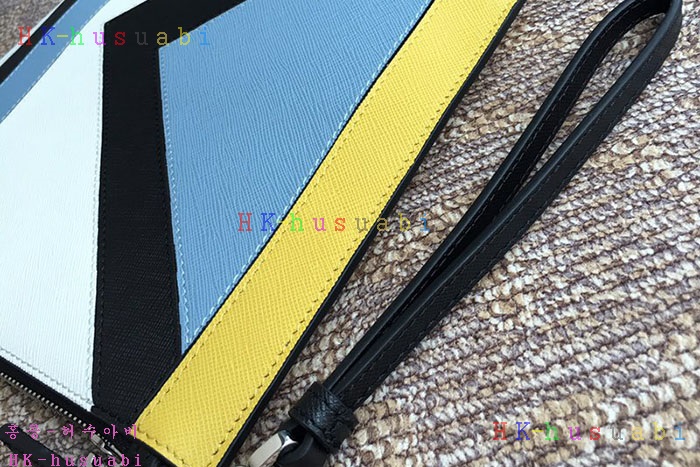 �ڹ̷��ޡ� ����� Ŭ��ġ��  PR 2VG005