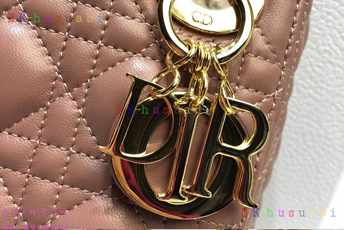 �ڹ̷��ޡ� ��� ���̵�� DR 240044