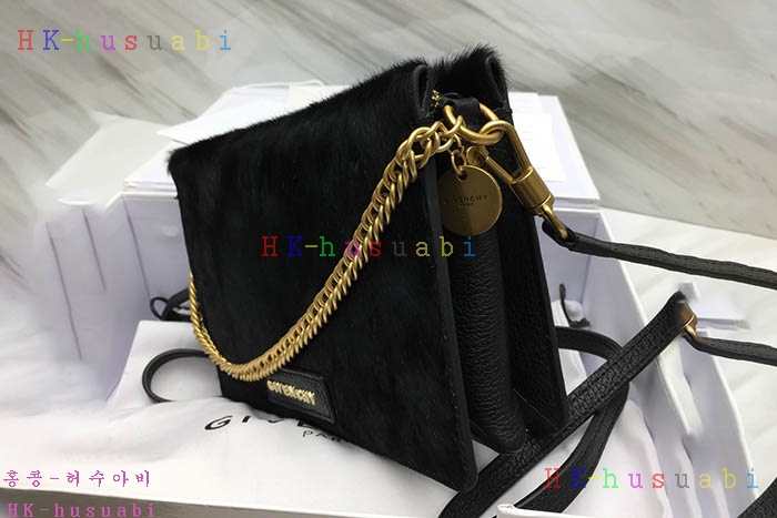 �ڹ̷��ޡ� ����� �����ٵ� ũ�ν��� GV 2998010