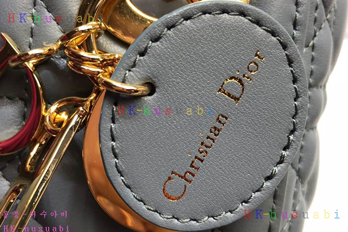 �ڹ̷��ޡ� ��� ���̵�� DR 240045