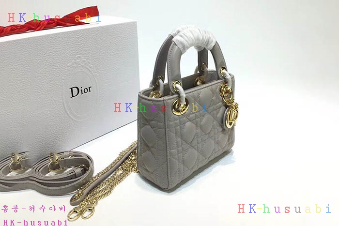 �ڹ̷��ޡ� ��� ���̵�� DR 240043