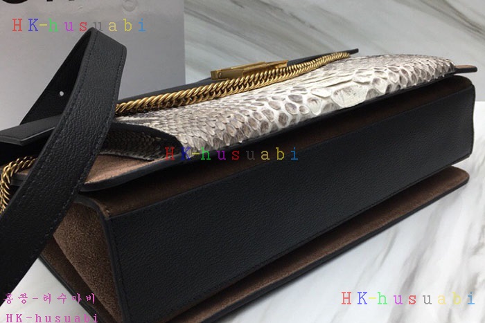 �ڹ̷��ޡ� ����� GV3 ũ�ν��� G 2999