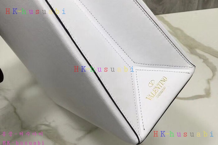 �ڹ̷��ޡ� �߷�Ƽ�� ���ι� VL 006689