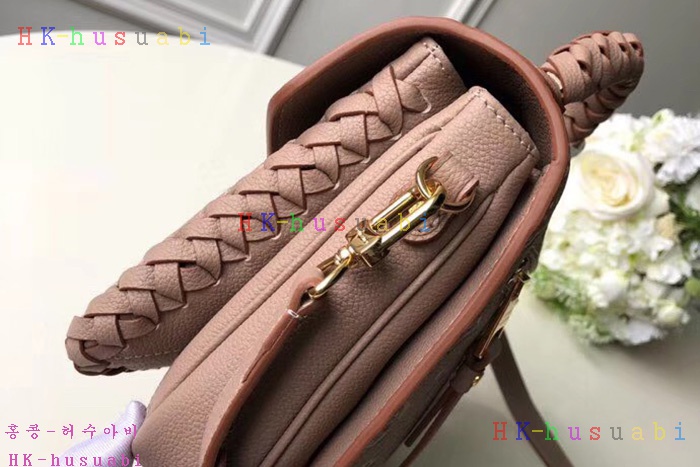 �ڹ̷��ޡ� ���̺��� ����Ʈ ��Ƽ��  M43942