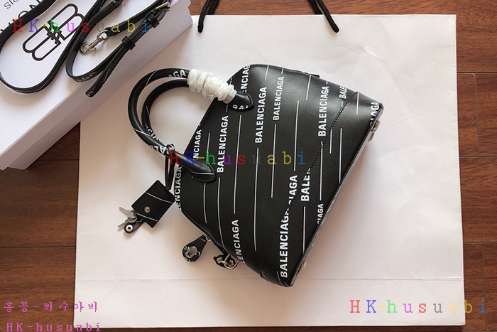 �ڹ̷��ޡ� �߷��þư� ���� ž�ڵ�� BL 168000