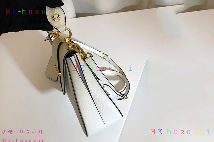 �ڹ̷��ޡ� ����� �õ��� ��Ʈ�� P 1BN005-2