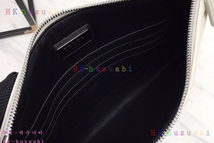 �ڹ̷��ޡ� ����� �Ż� Ŭ��ġ P 2NG005