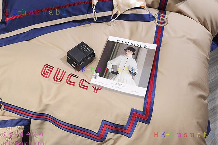 NEW  ���� ħ����Ʈ GU 555700