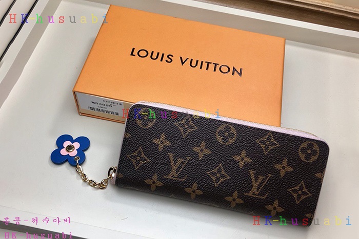 �ڹ̷��ޡ� ���̺��� Ŭ������ ������ M63896