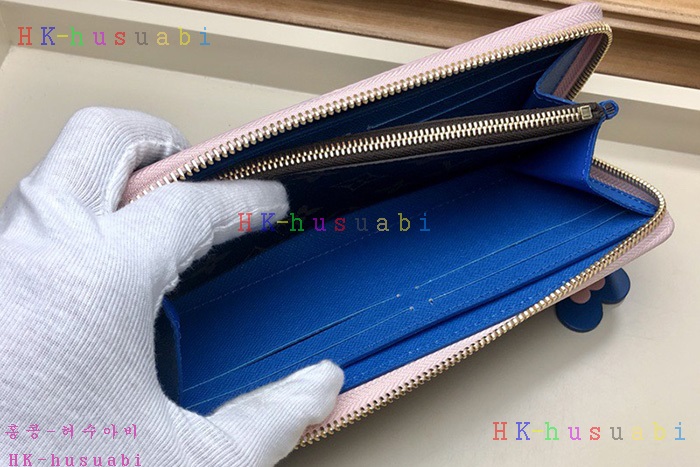 �ڹ̷��ޡ� ���̺��� Ŭ������ ������ M63896