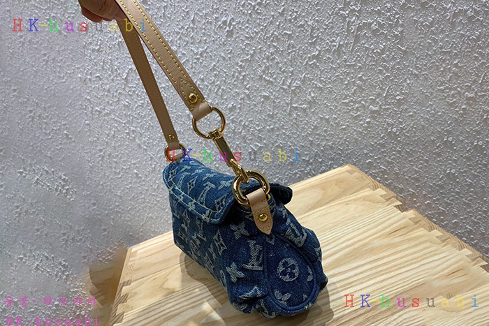 �ڹ̷��ޡ� ���̺��� ��Ƽ�� ����� M44470